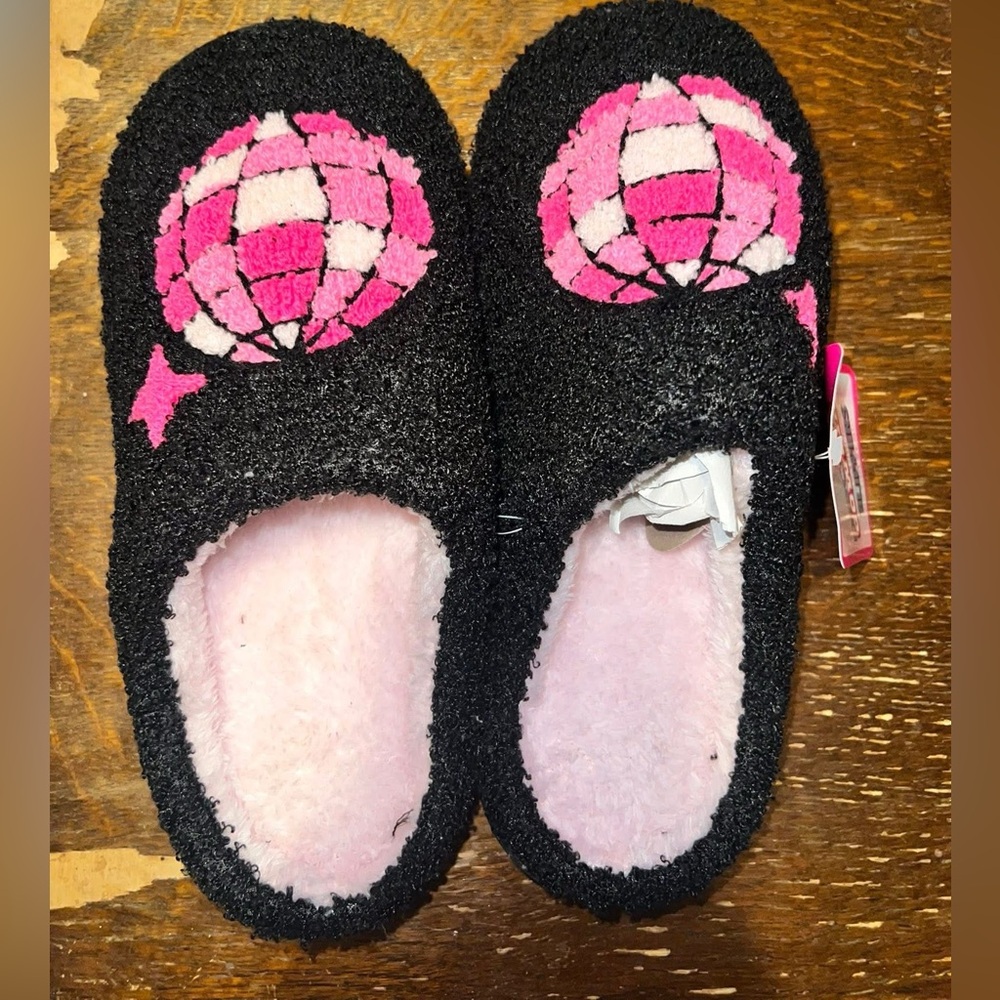 Cozy Black and Pink Women's Slippers
